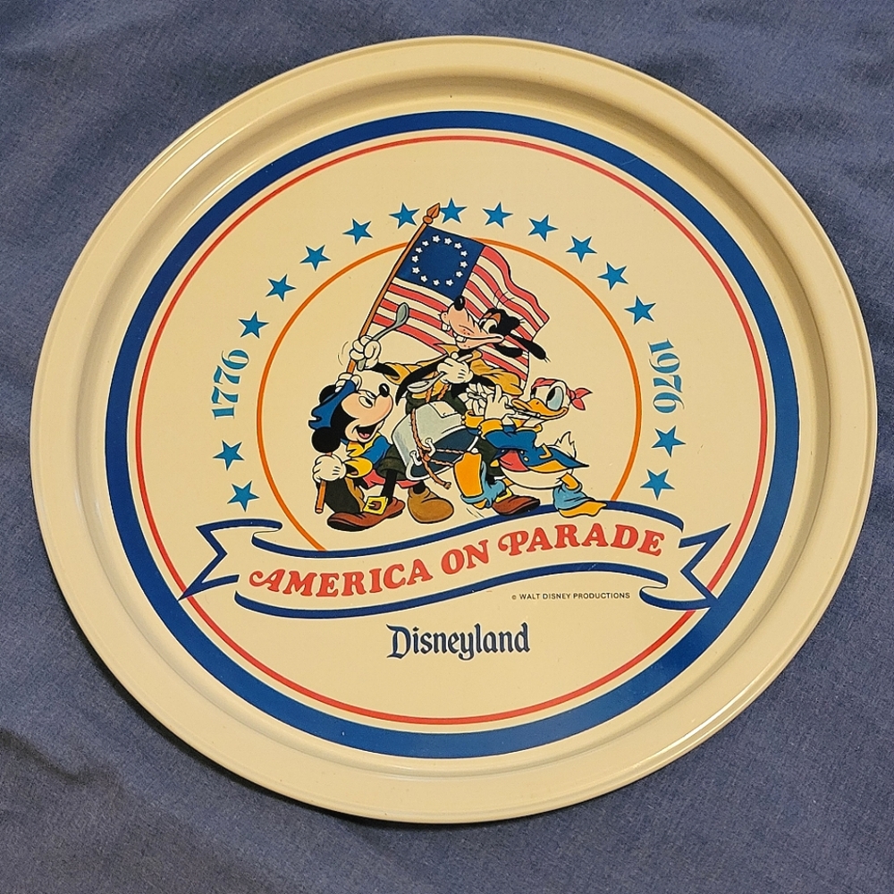 Disneyland Vintage Metal Souvenir Tray Plate America on Parade 1976